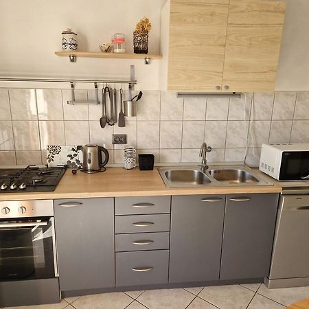 Bugenvila Rogoznica  Oda fotoğraf
